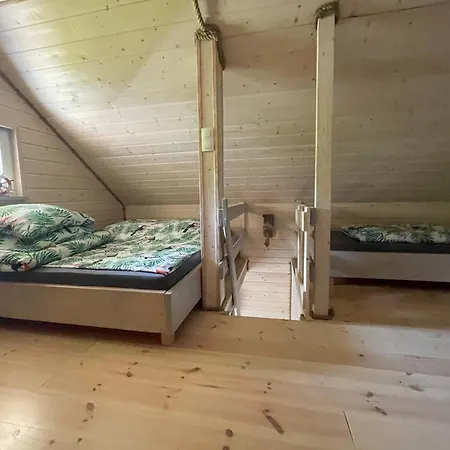 Zuzanna 山林小屋 Mieroszyno