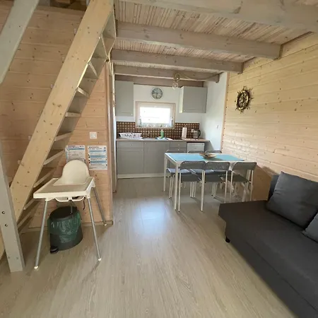 Zuzanna 山林小屋