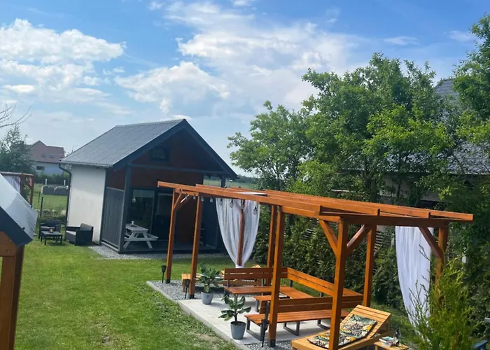 Zuzanna بيت خشبي Mieroszyno