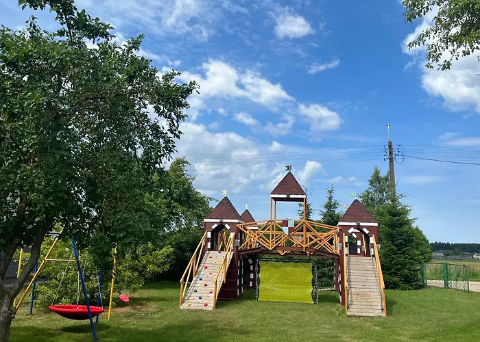 Zuzanna بيت خشبي