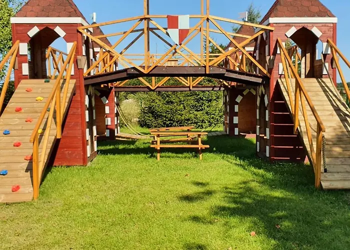 Zuzanna بيت خشبي *